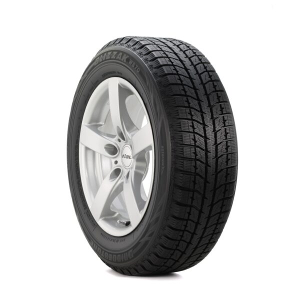215/55R17 BLIZZAK WS70 98T XL BRIDGESTONE (DOT2014)